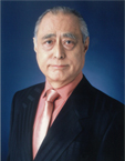 津川 雅彦